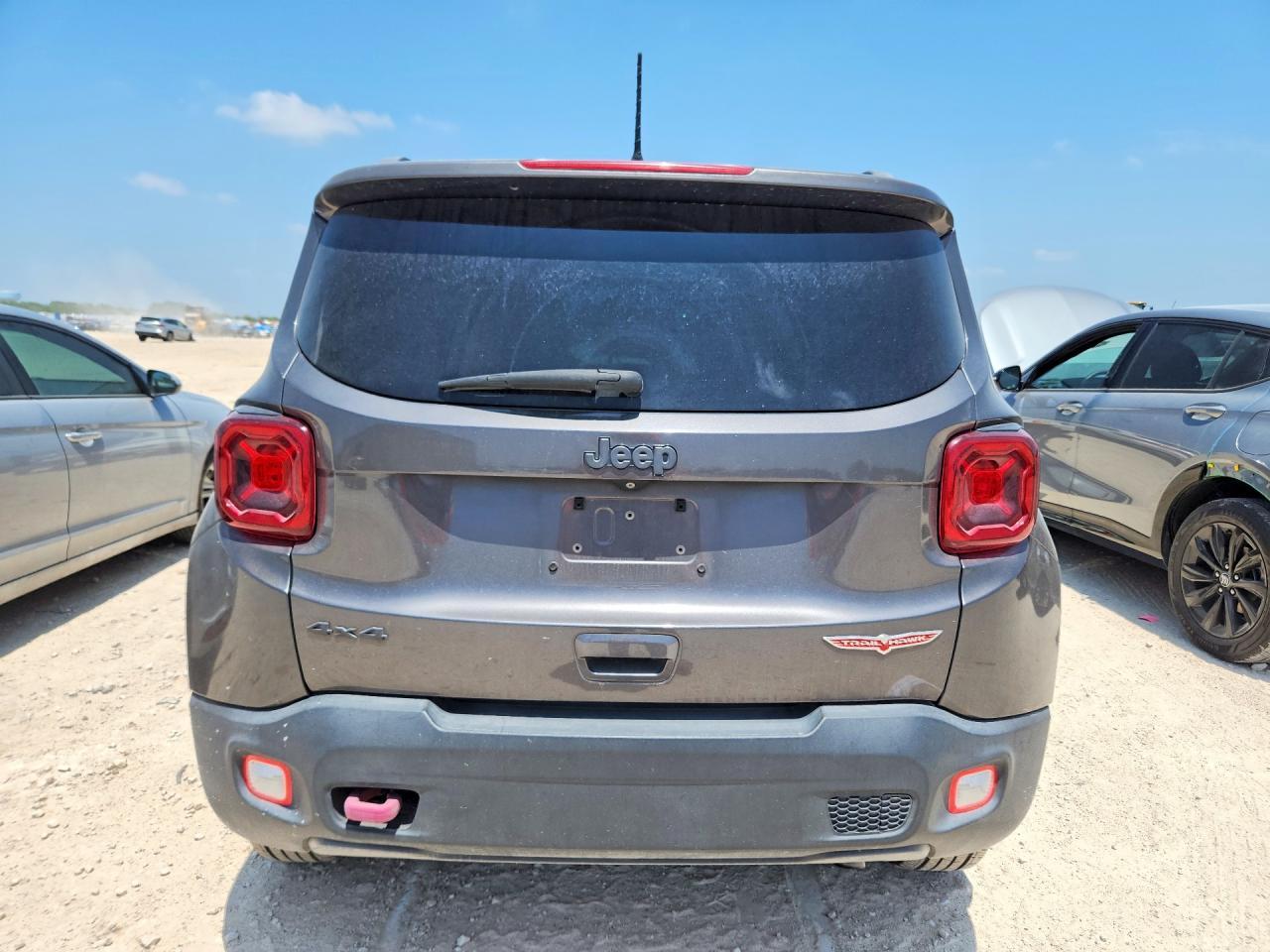 2019 Jeep Renegade Trailhawk - Фото 6