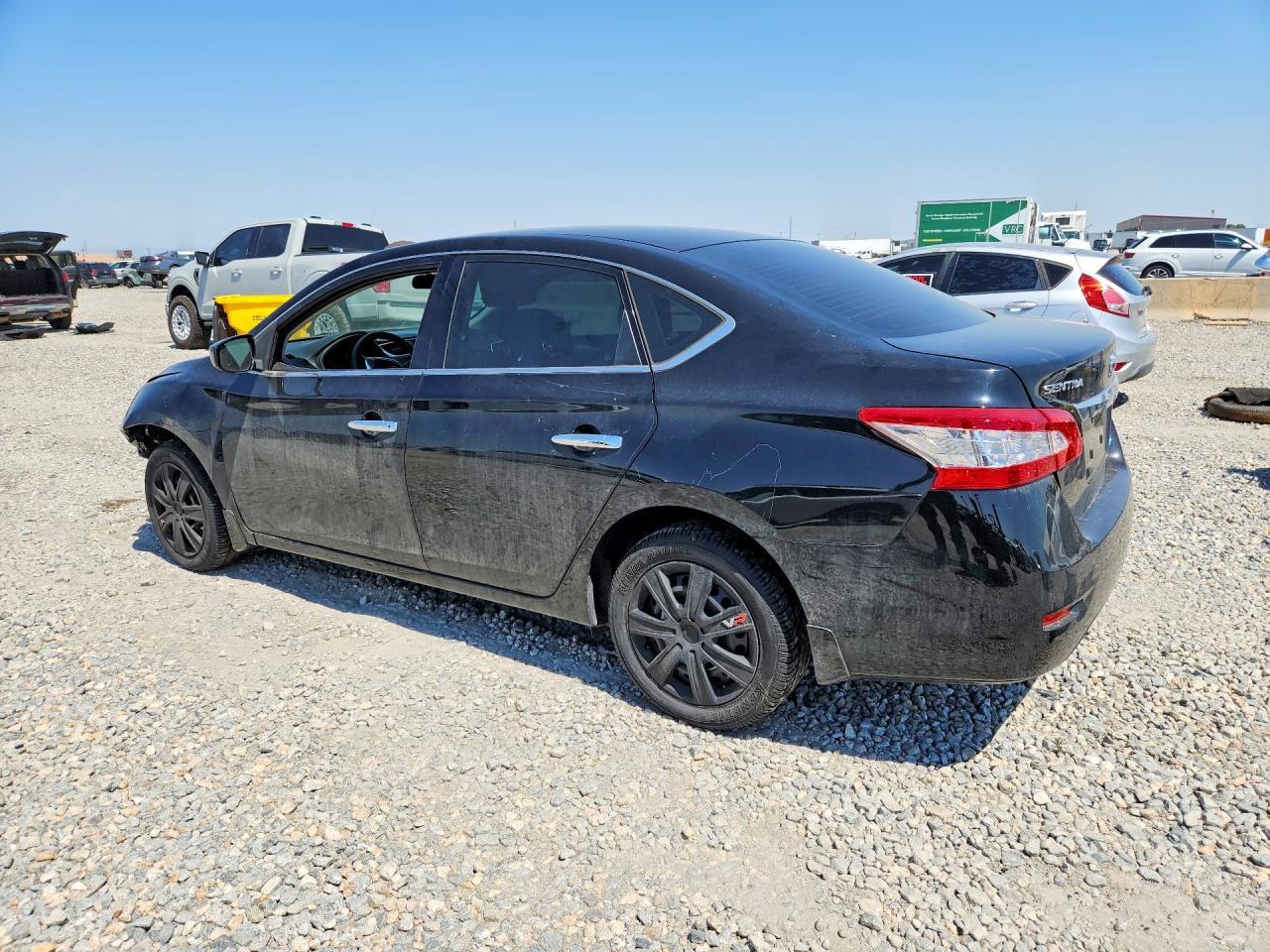 2014 Nissan Sentra S - Фото 2