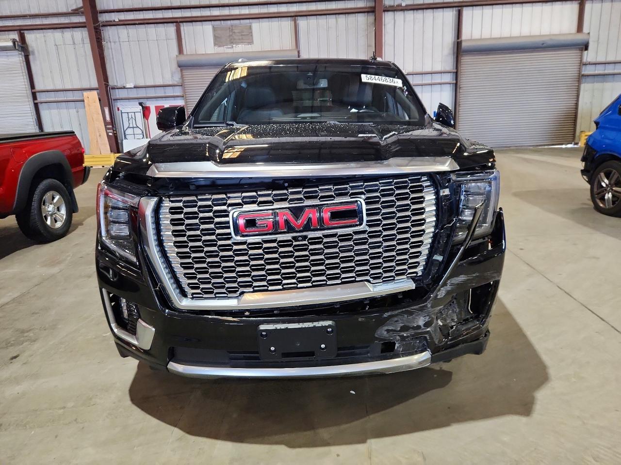 2021 GMC Yukon Denali - Image 5