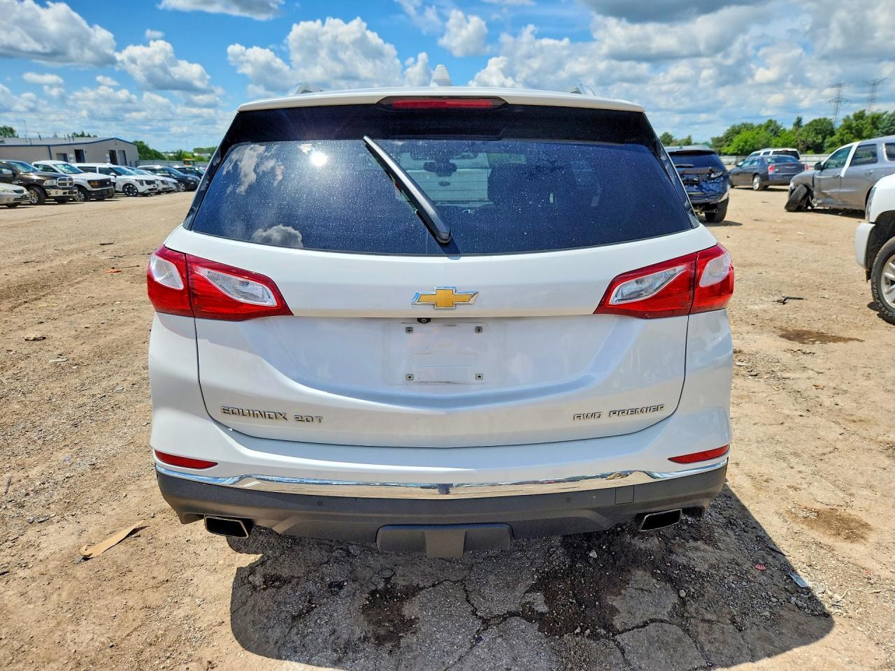 2019 Chevrolet Equinox Premier - Image 6