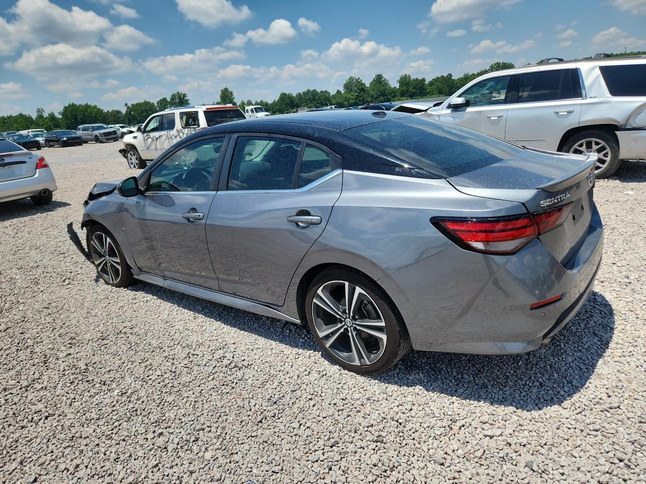 2021 Nissan Sentra Sr - Фото 2