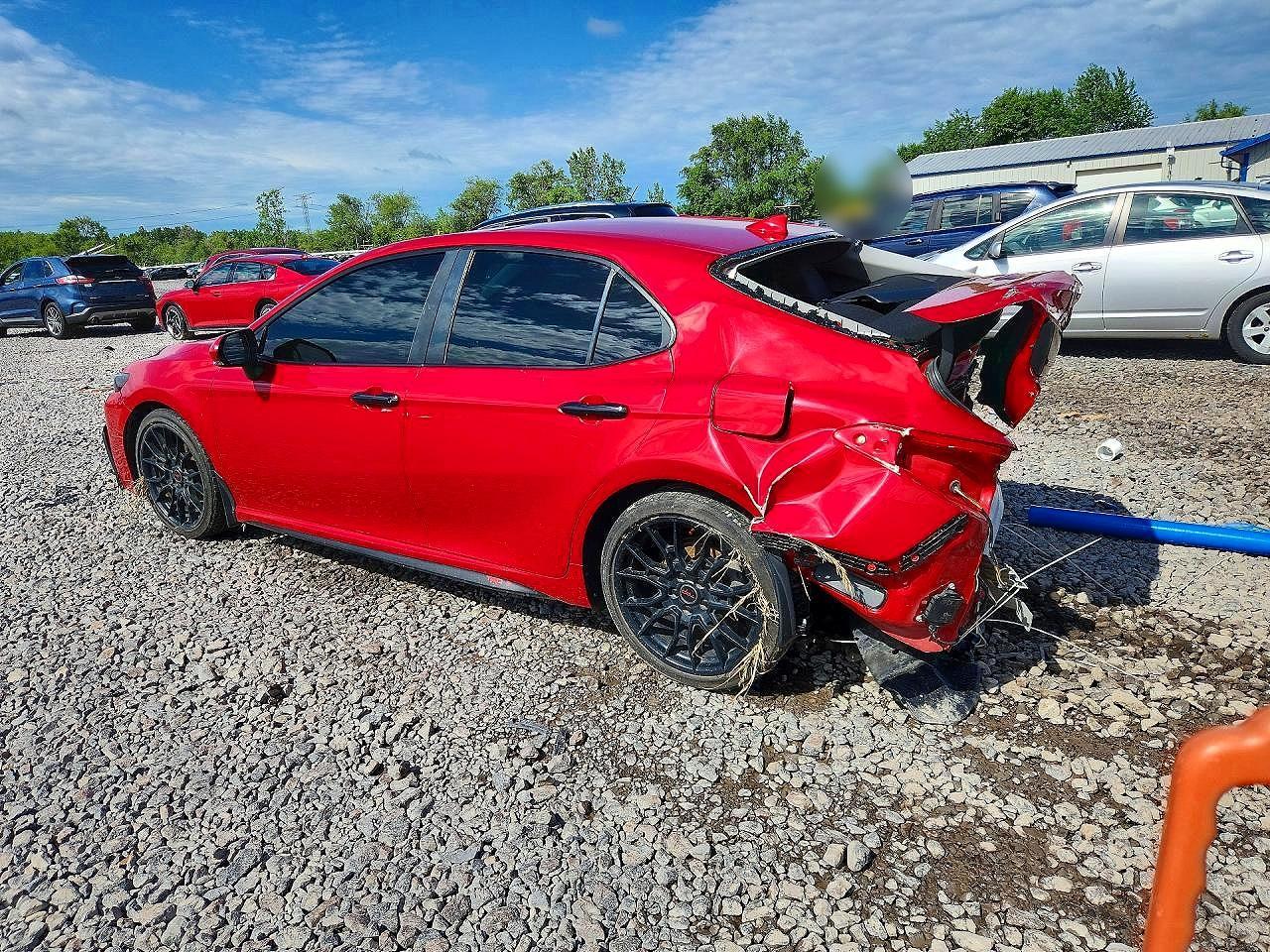 2021 Toyota Camry Se - Image 2