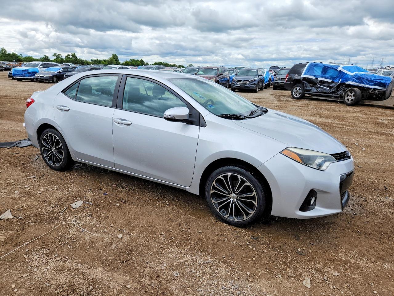 2015 Toyota Corolla S Plus - Фото 4