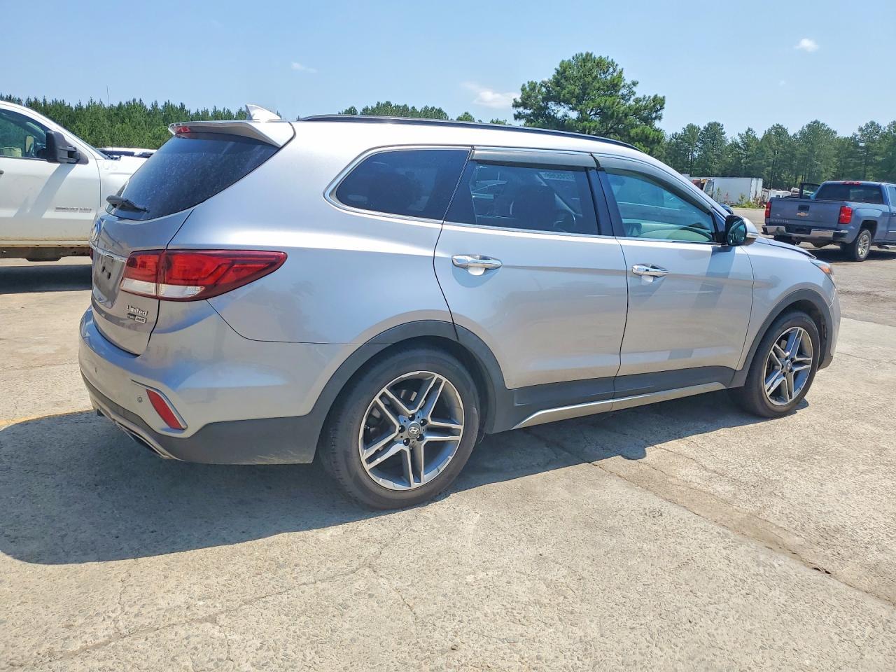 2017 Hyundai Santa Fe Limited Ultimate - Фото 3