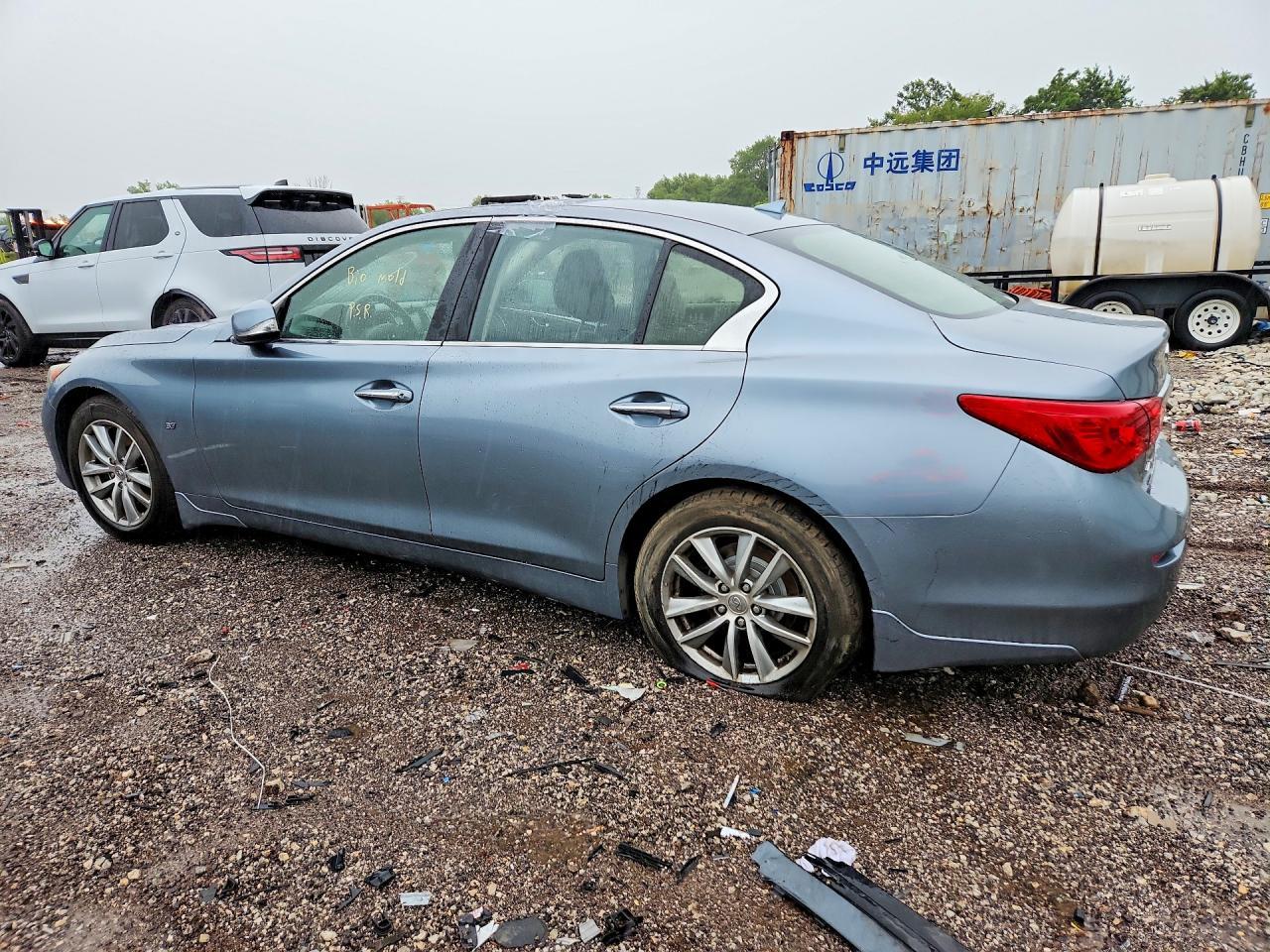 2015 Infiniti Q50 Premium - Фото 2