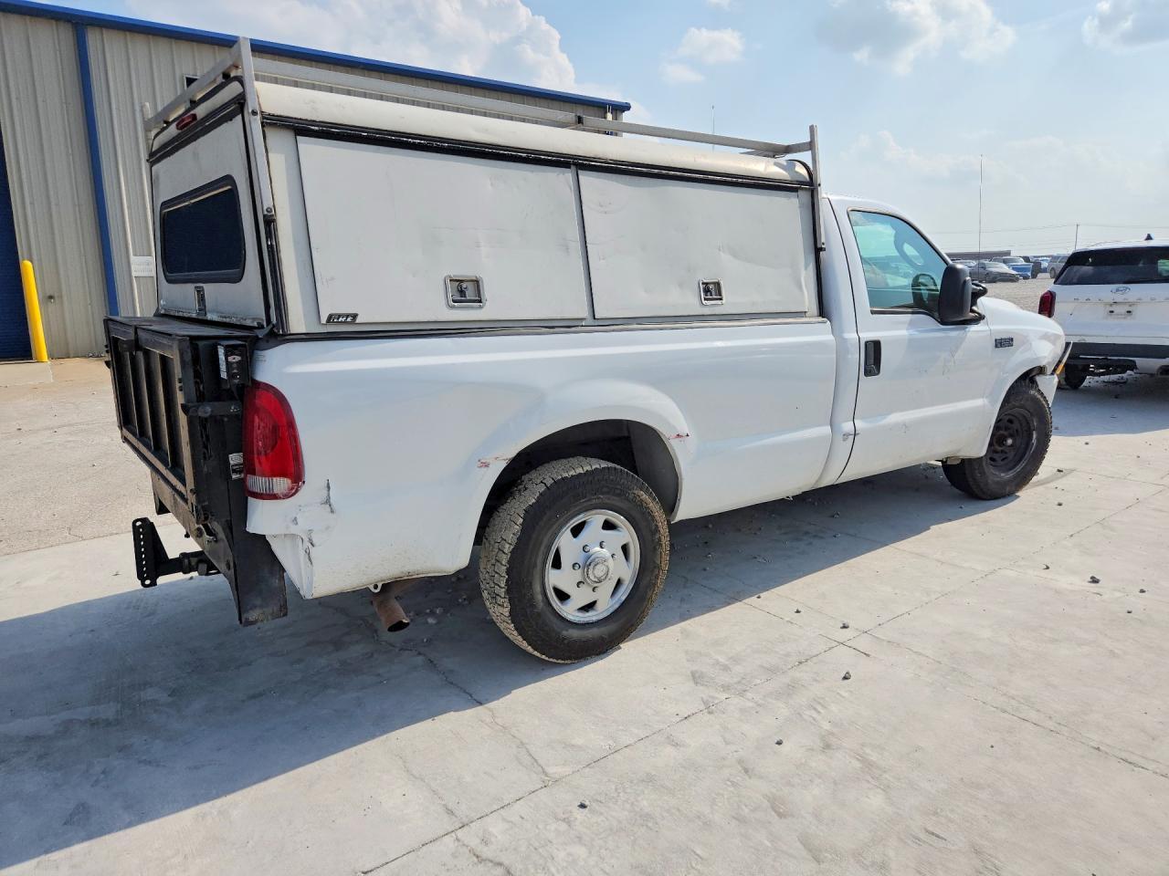 2003 Ford F250 Super Duty - Image 3