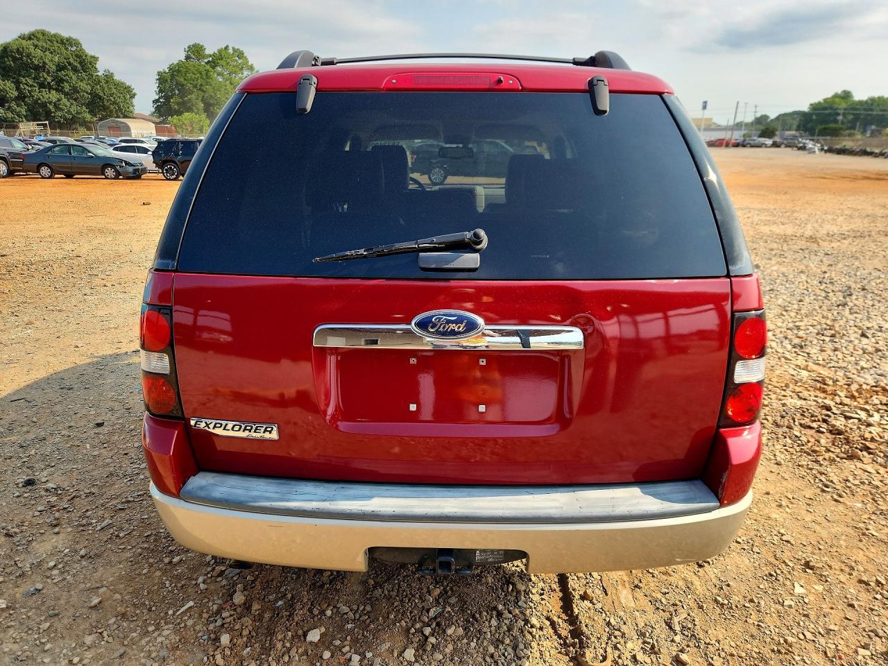 2010 Ford Explorer Eddie Bauer - Фото 6