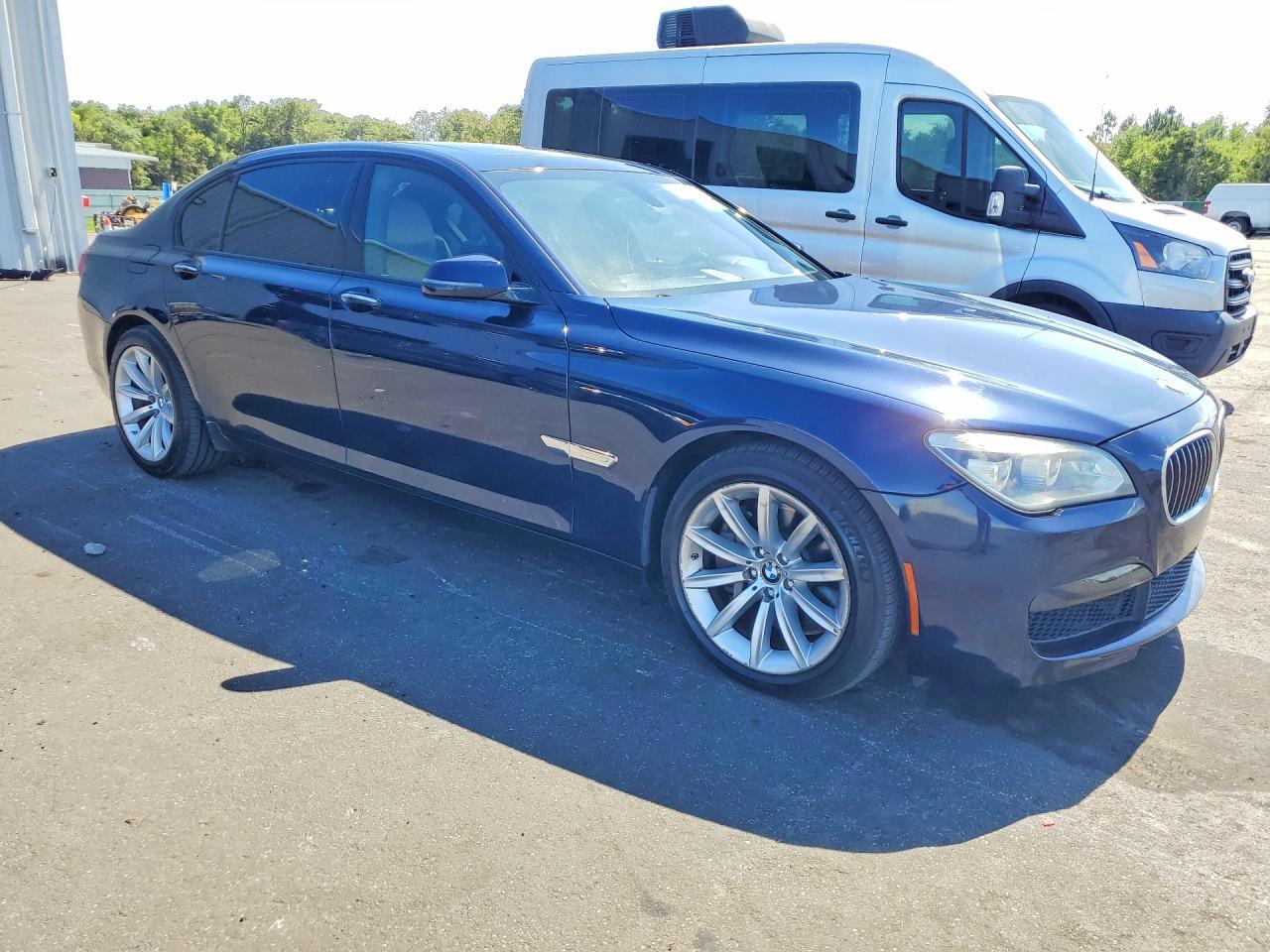 2014 BMW 750 Lxi - Image 4