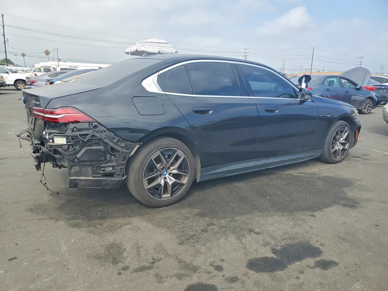 2024 BMW I5 Edrive 40 - Image 3