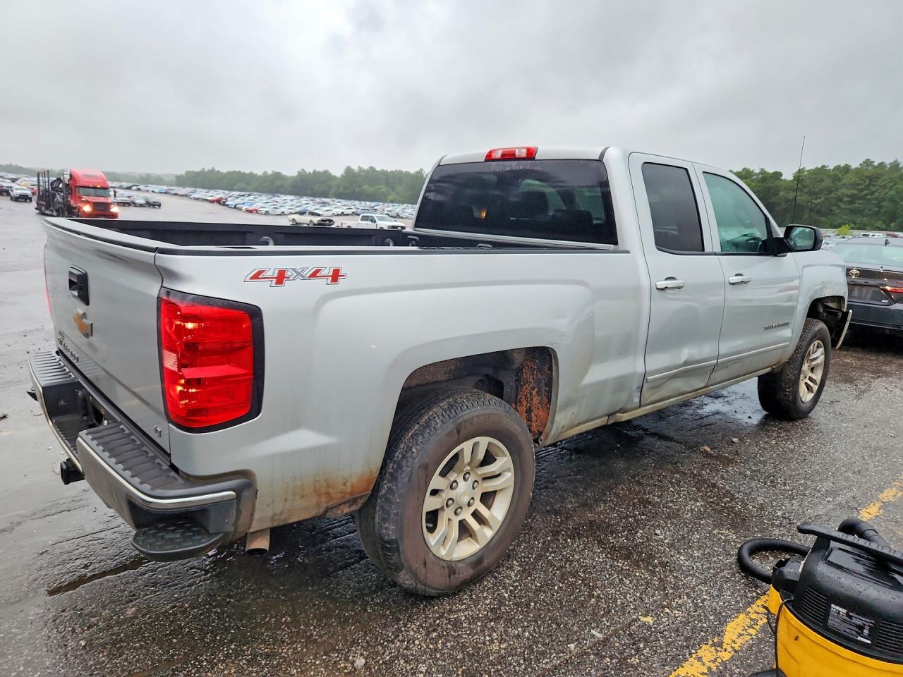 2016 Chevrolet Silverado K1500 Lt - Image 3