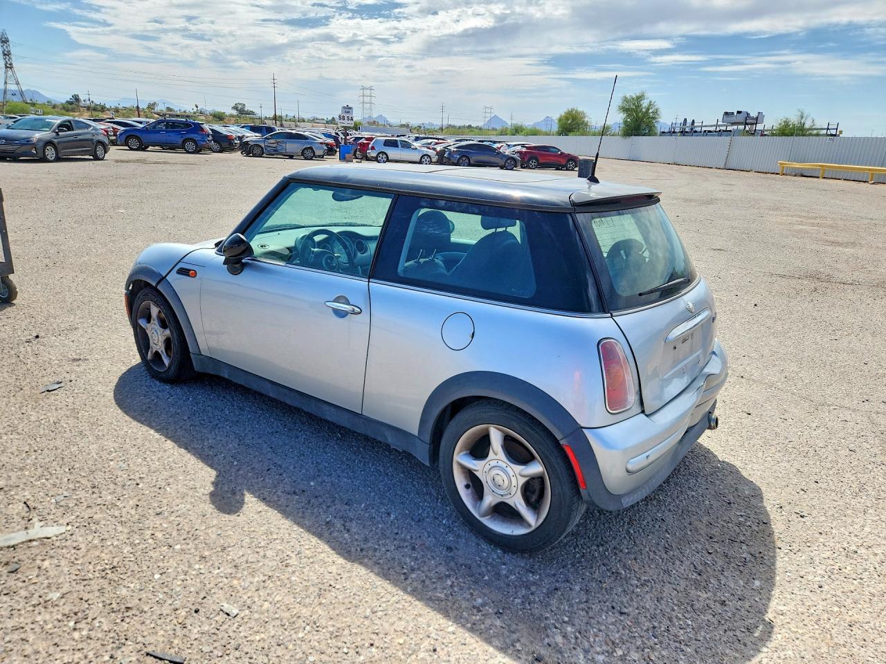 2003 Mini Cooper - Image 2