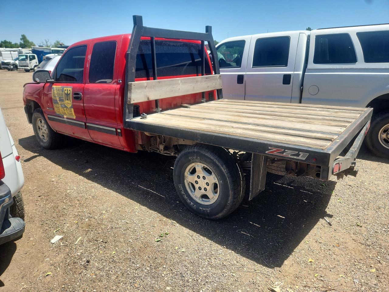 2001 Chevrolet Silverado K1500 - Image 2