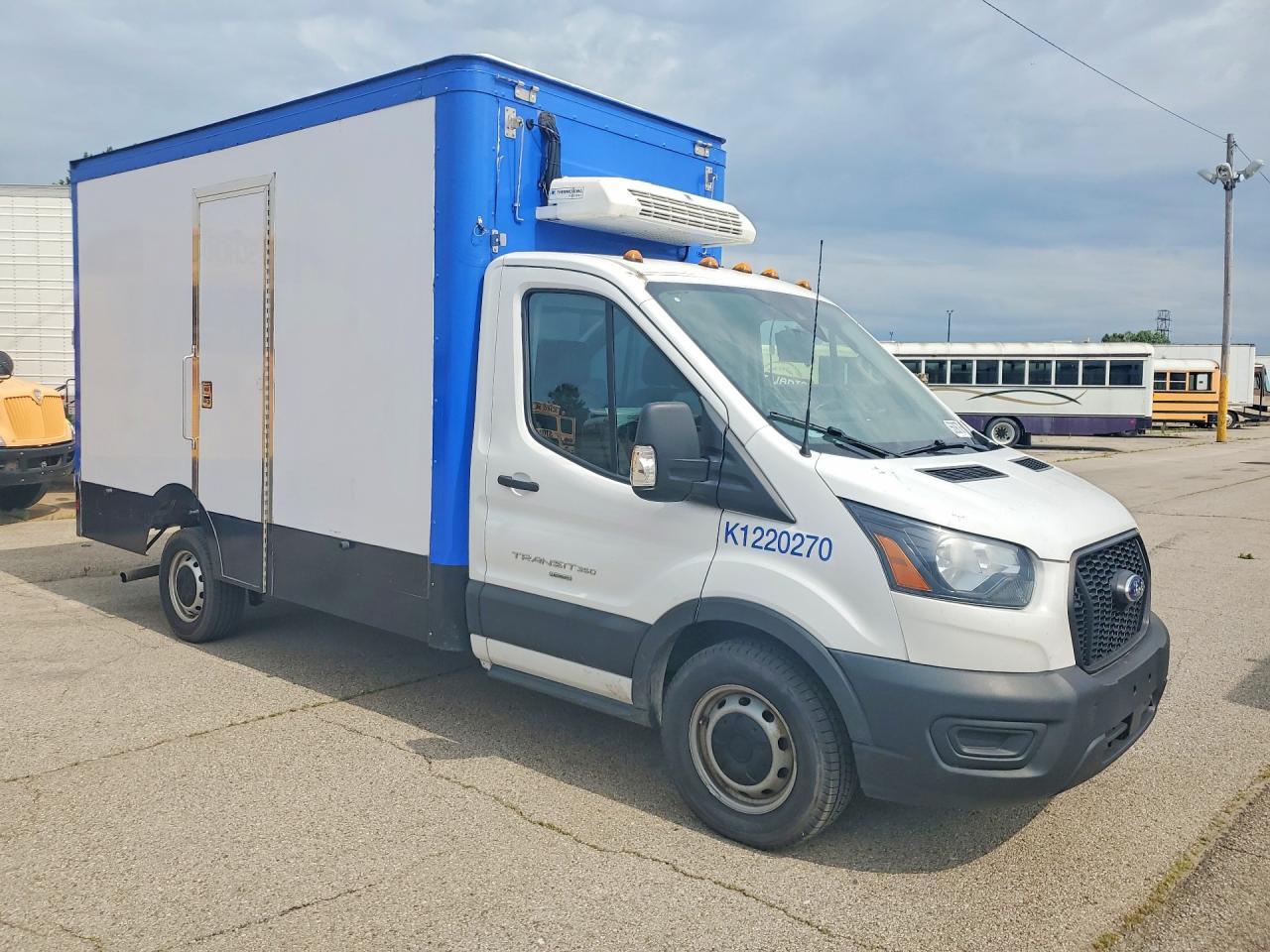 2023 Ford Transit Refrigerated Box Truck - Фото 4