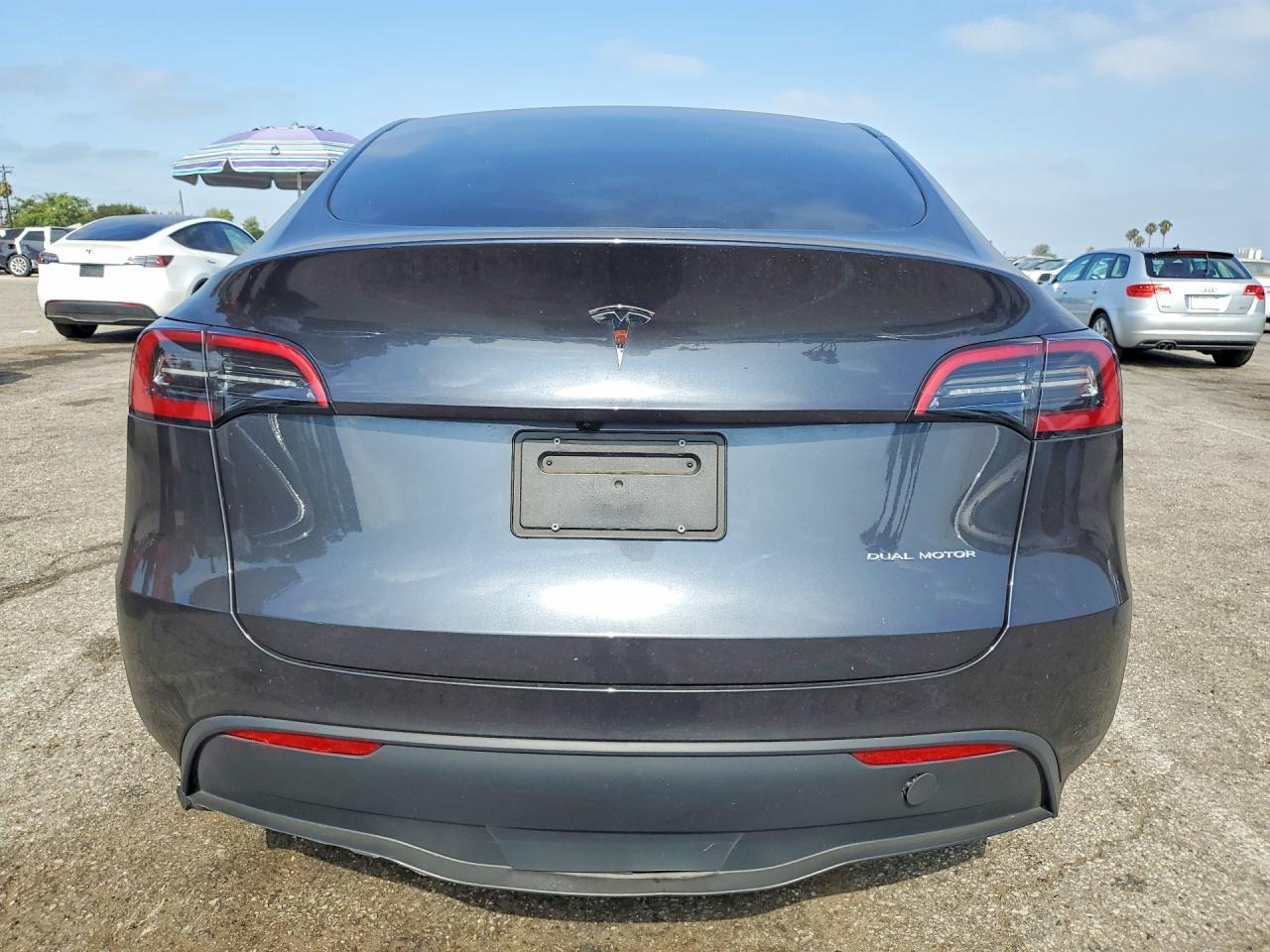2024 Tesla Model Y - Image 6