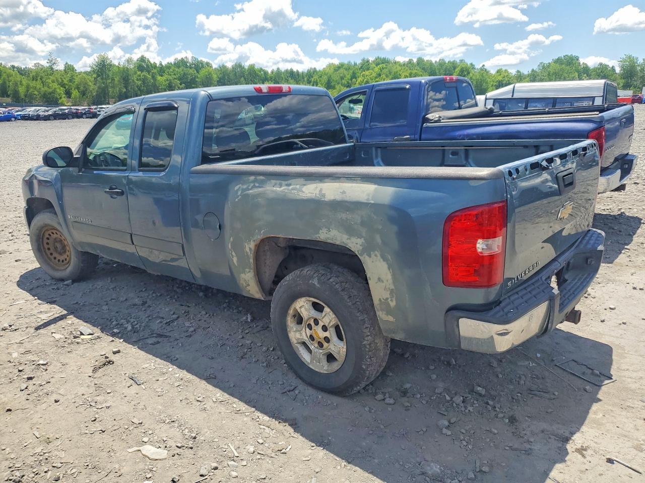 2008 Chevrolet Silverado K1500 - Фото 2