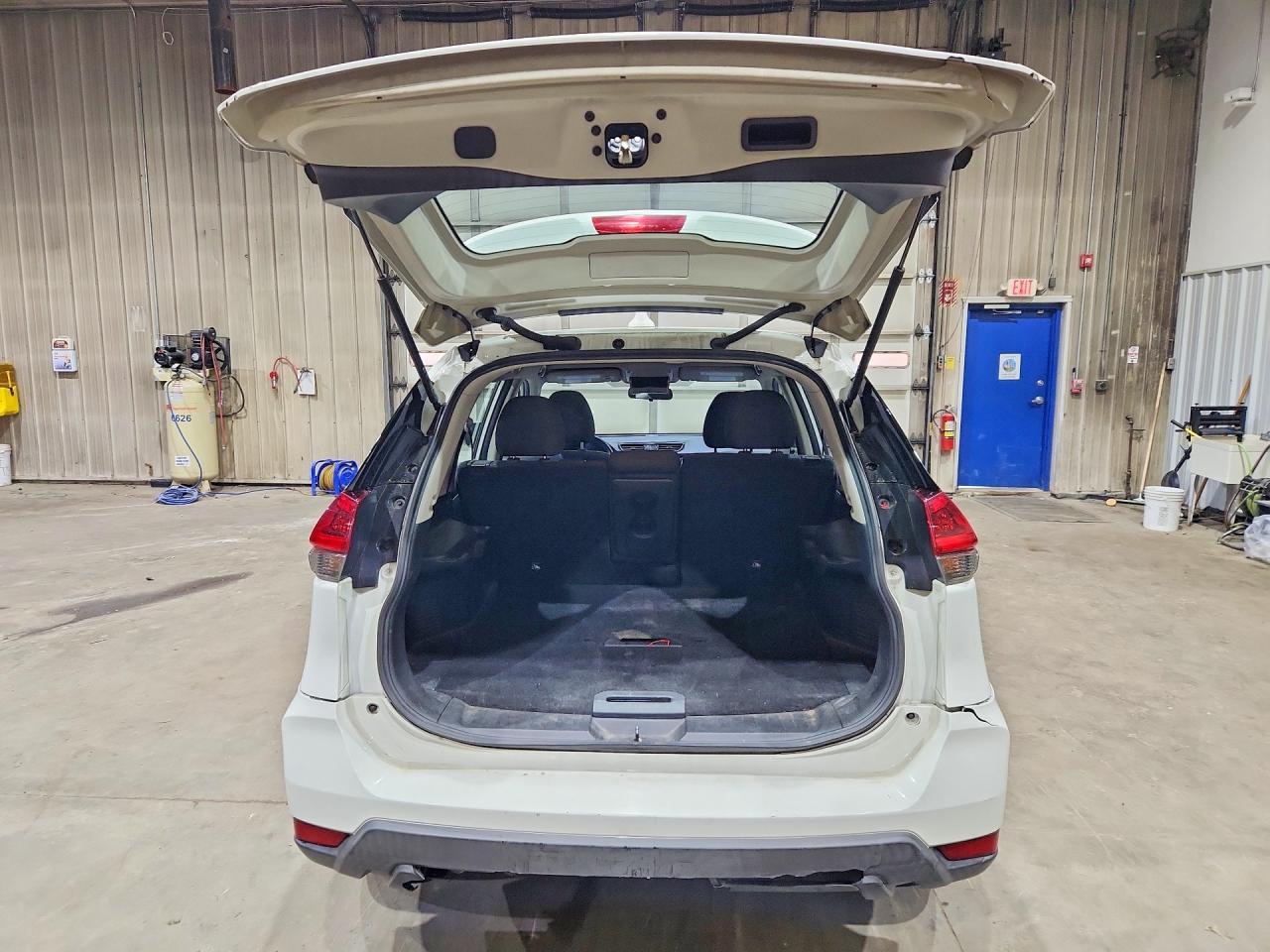 2018 Nissan Rogue S - Фото 6