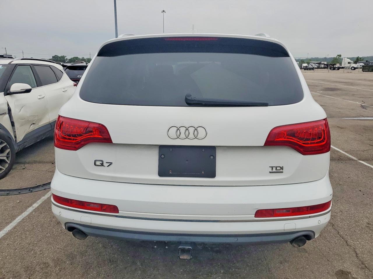 2011 Audi Q7 Premium Plus - Фото 6
