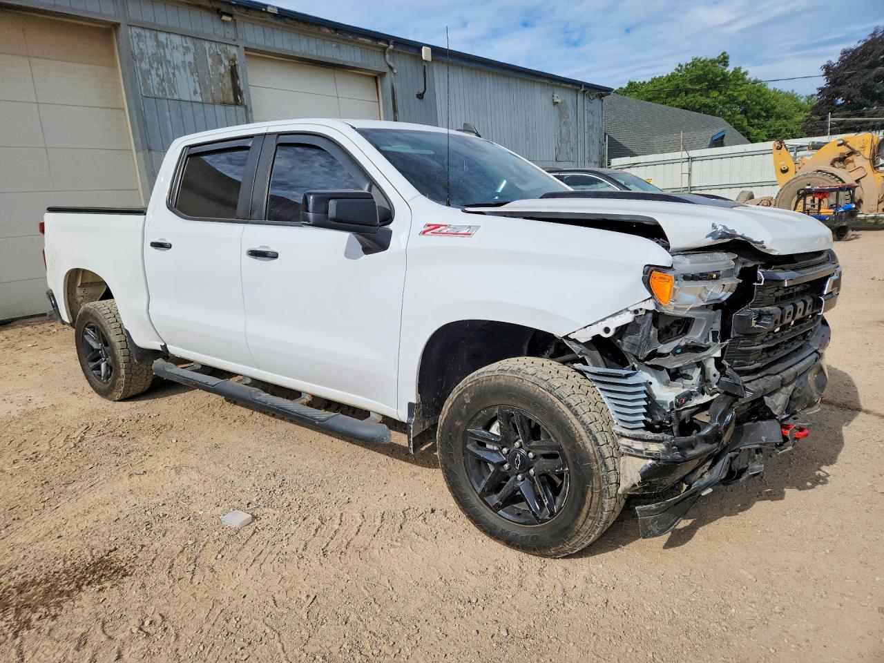 2022 Chevrolet Silverado K1500 Lt Trail Boss - Фото 4