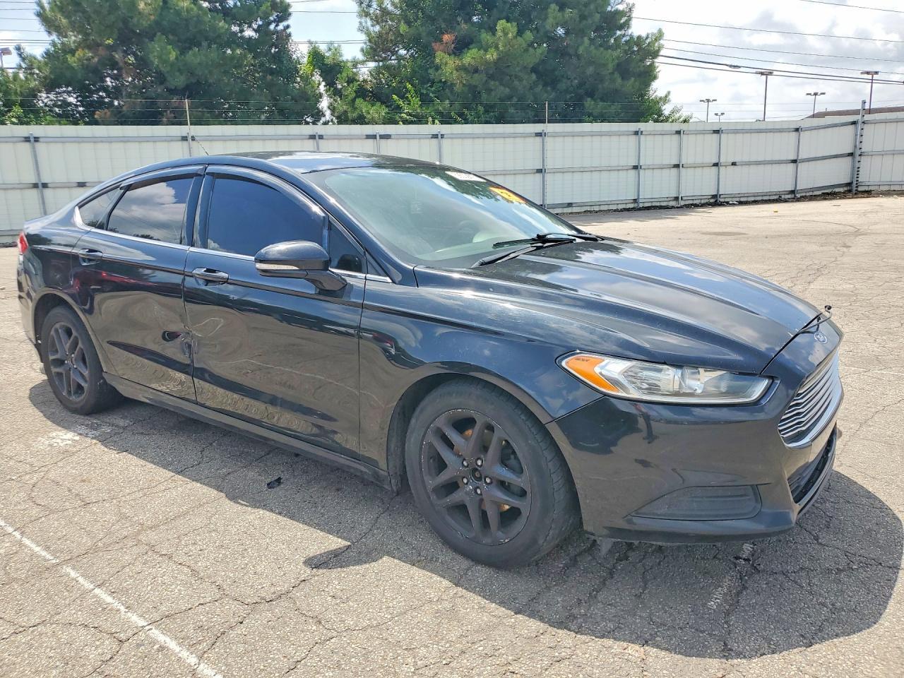 2015 Ford Fusion Se - Фото 4