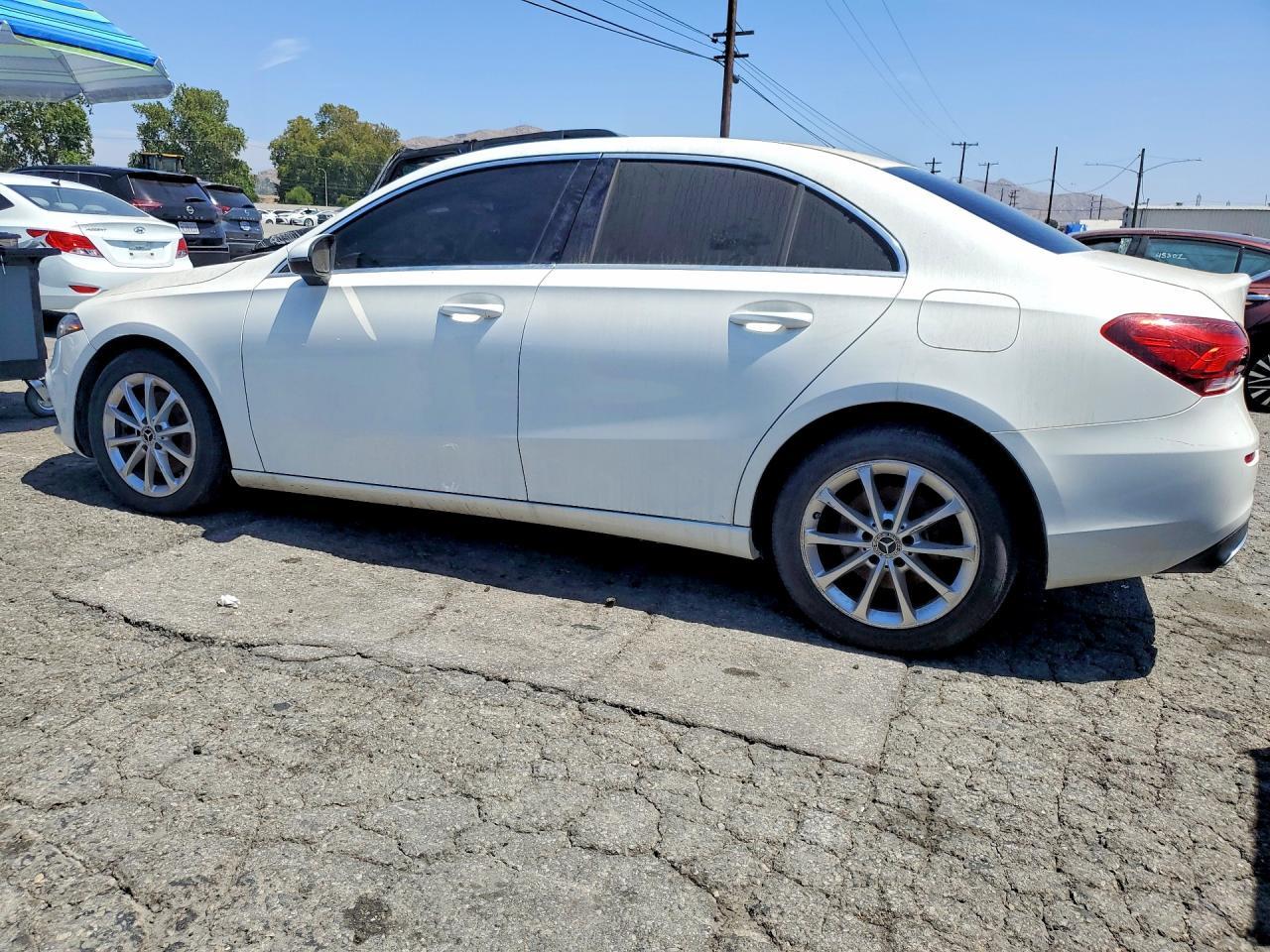 2019 Mercedes-Benz A 220 4Matic - Фото 2