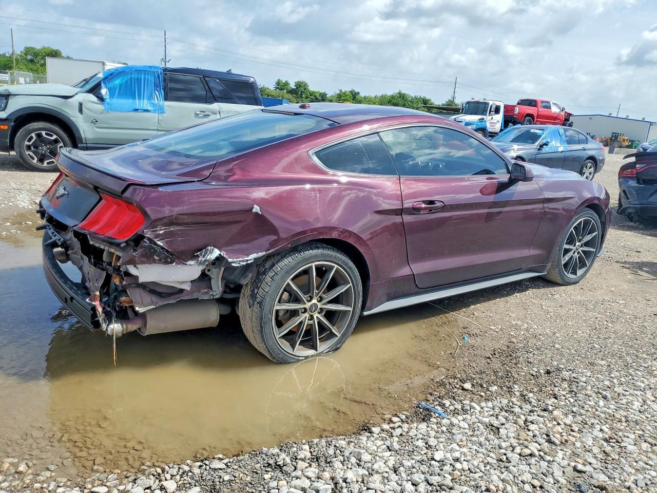 2018 Ford Mustang - Image 3