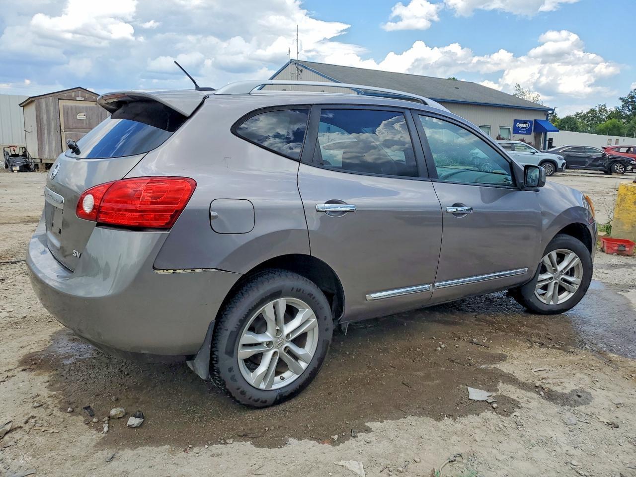 2012 Nissan Rogue S/Sv - Image 3