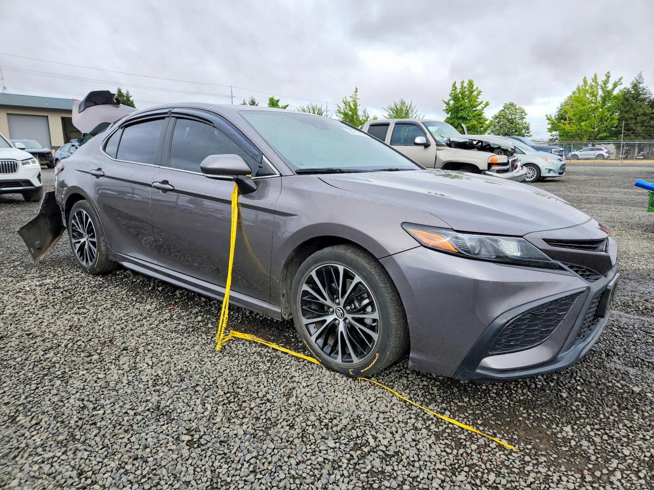 2022 Toyota Camry Se - Image 4