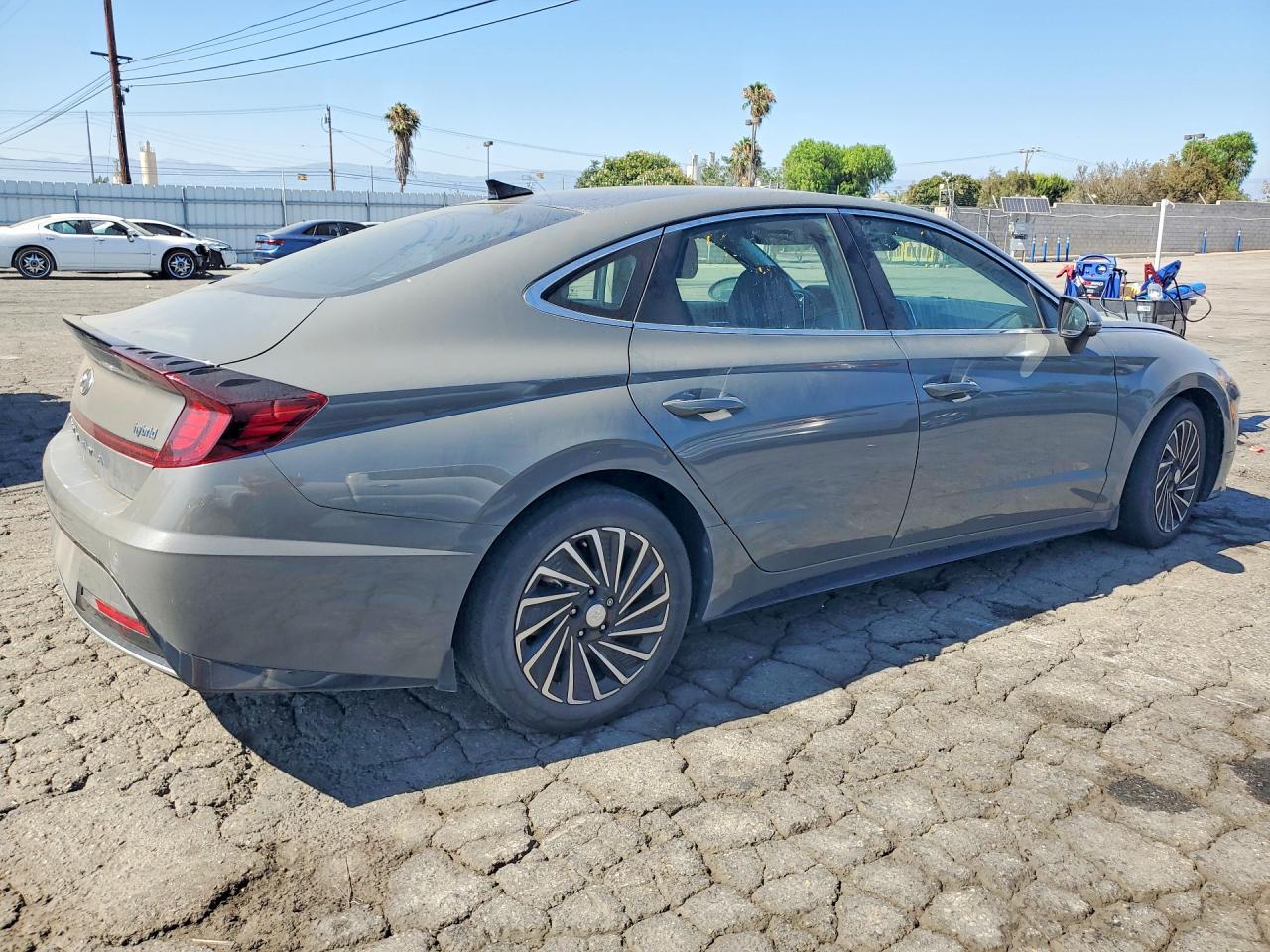 2021 Hyundai Sonata Hybrid - Фото 3