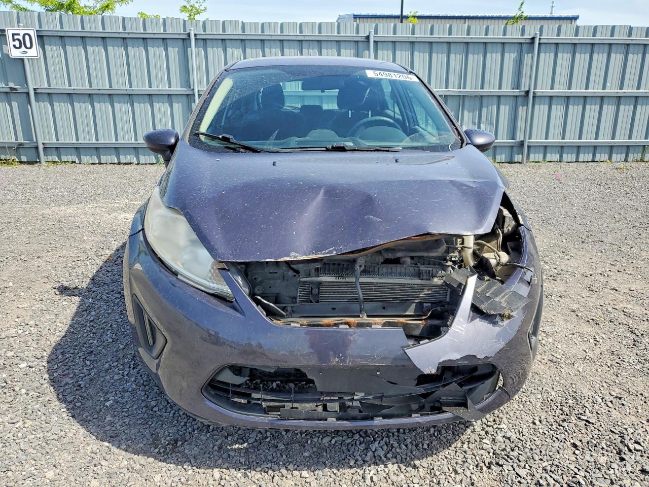 2013 Ford Fiesta Se - Фото 5