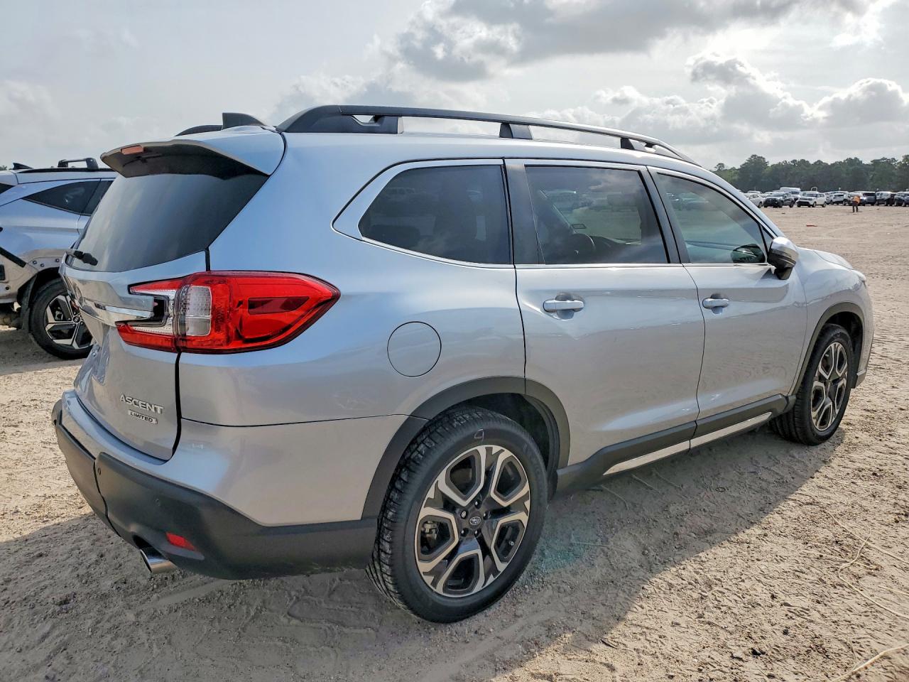2023 Subaru Ascent Touring - Image 3