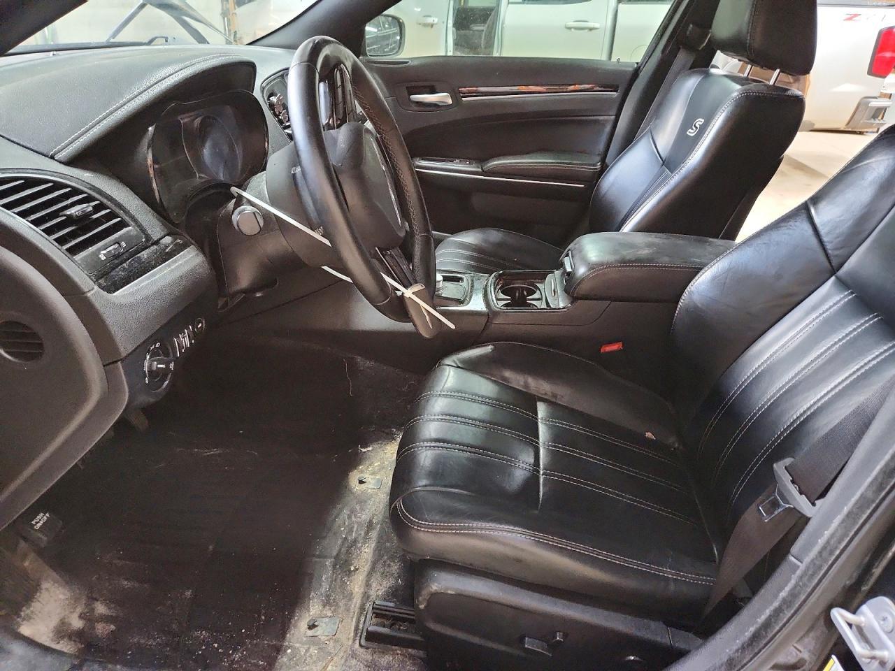 2017 Chrysler 300 S - Фото 7