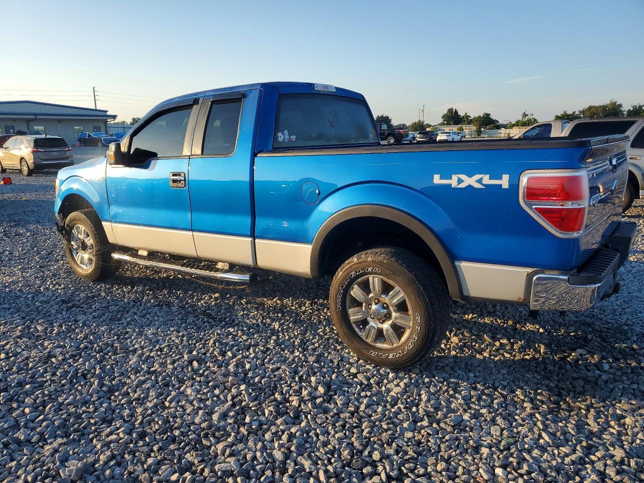 2009 Ford F150 Super Cab - Фото 2
