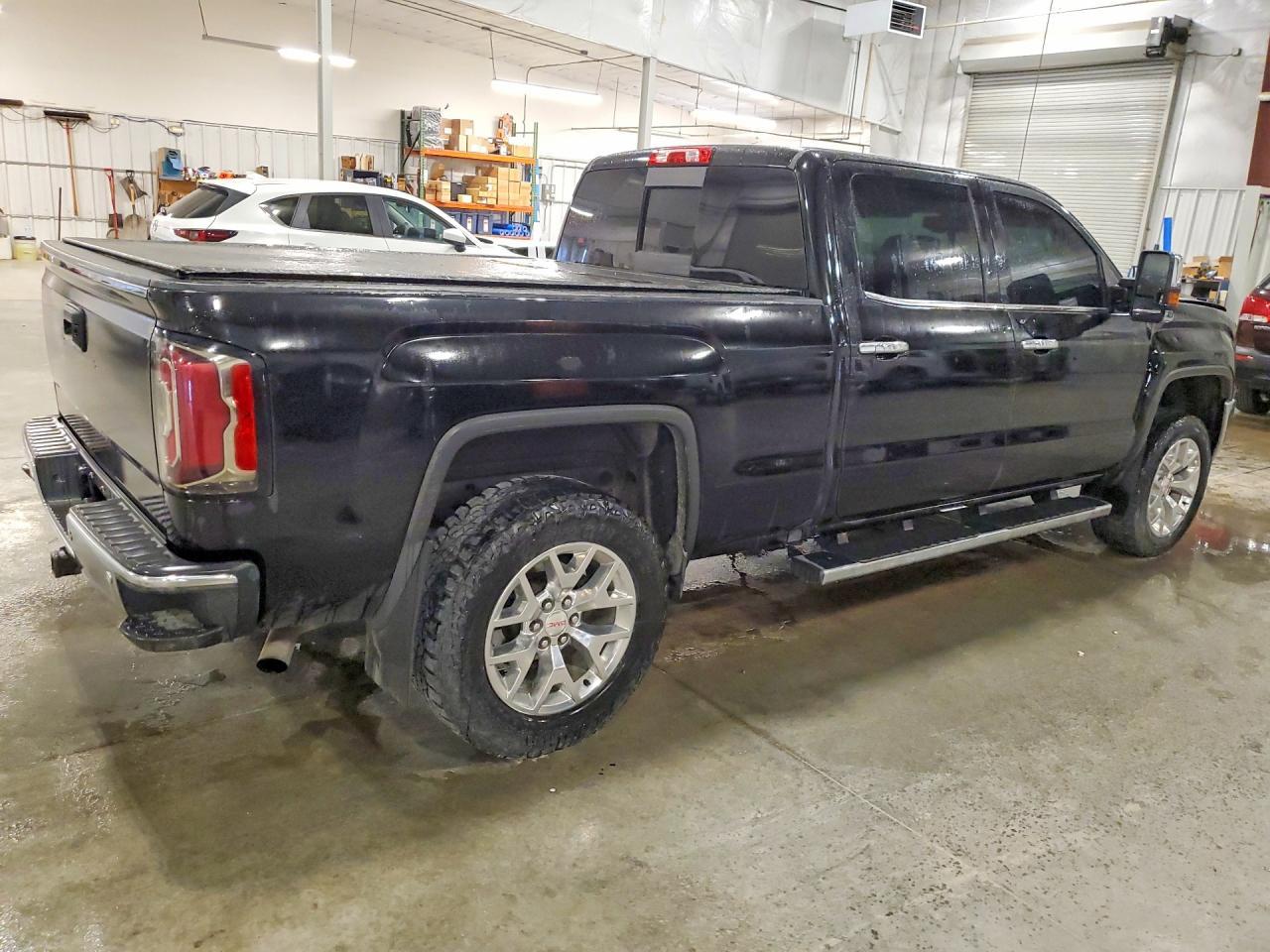 2017 GMC Sierra K1500 Slt - Image 3
