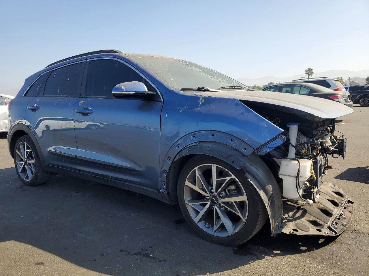 2022 Kia Niro Touring Special Edition - Фото 4