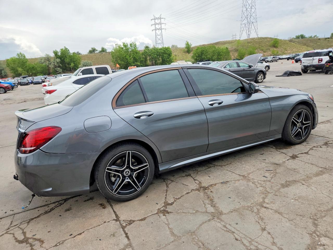2021 Mercedes-Benz C 300 4Matic - Фото 3