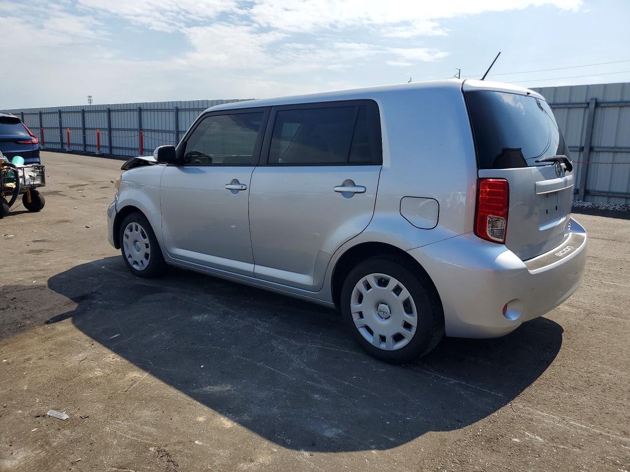 2012 Scion Xb Base - Фото 2