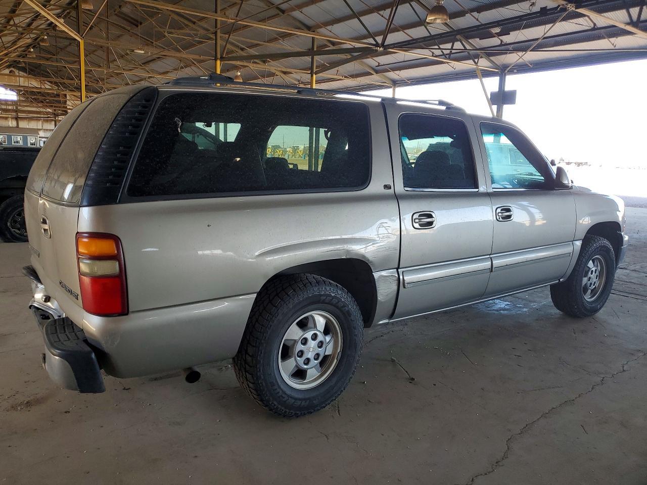 2001 Chevrolet Suburban K1500 - Фото 3