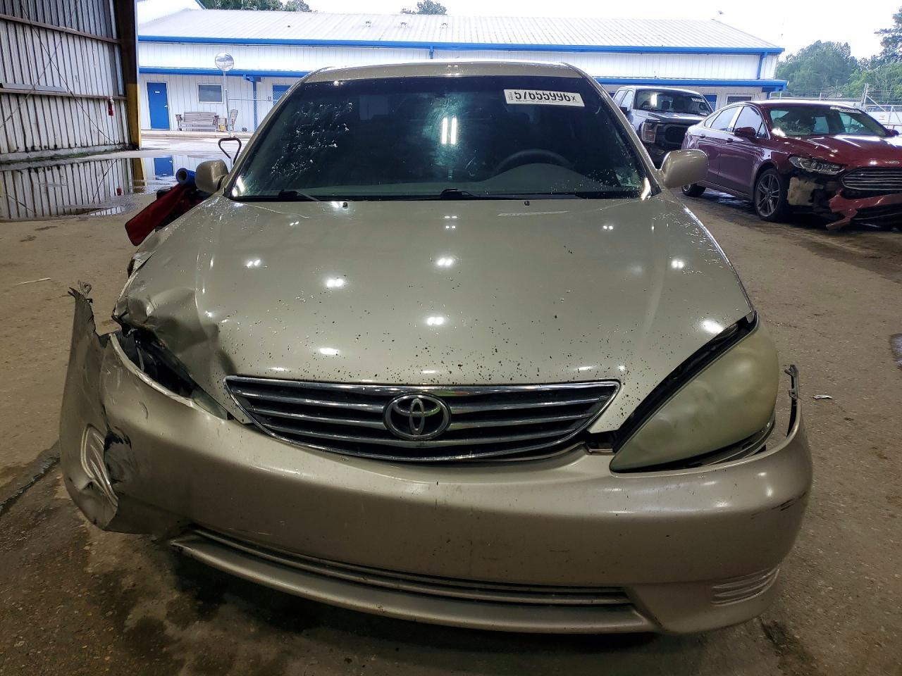 2005 Toyota Camry Le - Фото 5