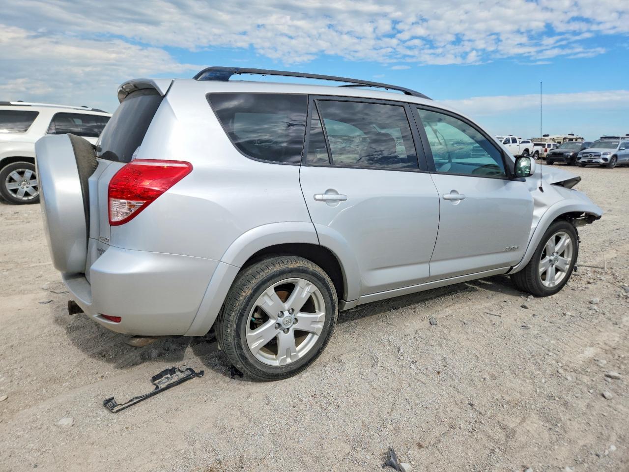 2006 Toyota Rav4 Sport - Image 3
