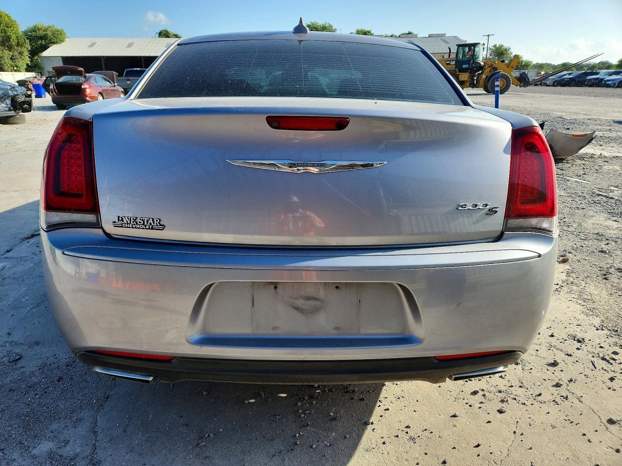 2015 Chrysler 300 S - Фото 6