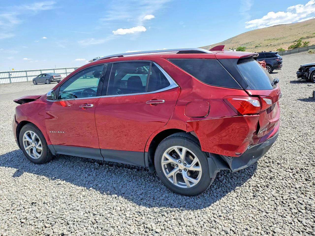 2020 Chevrolet Equinox Premier - Фото 2