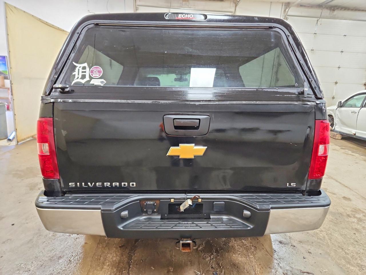 2010 Chevrolet Silverado C1500 - Image 6