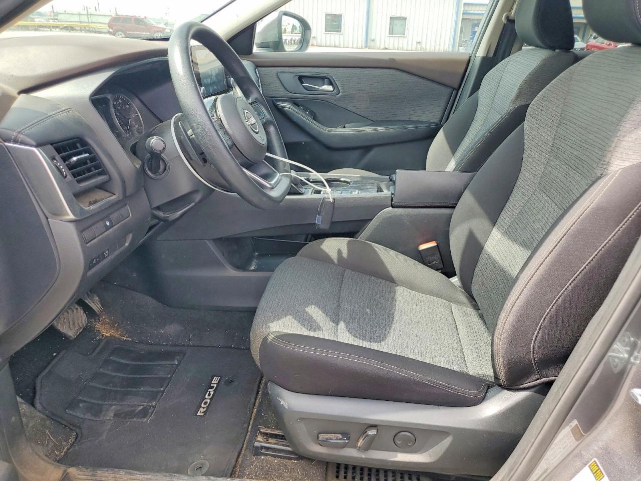 2023 Nissan Rogue Sv - Image 7