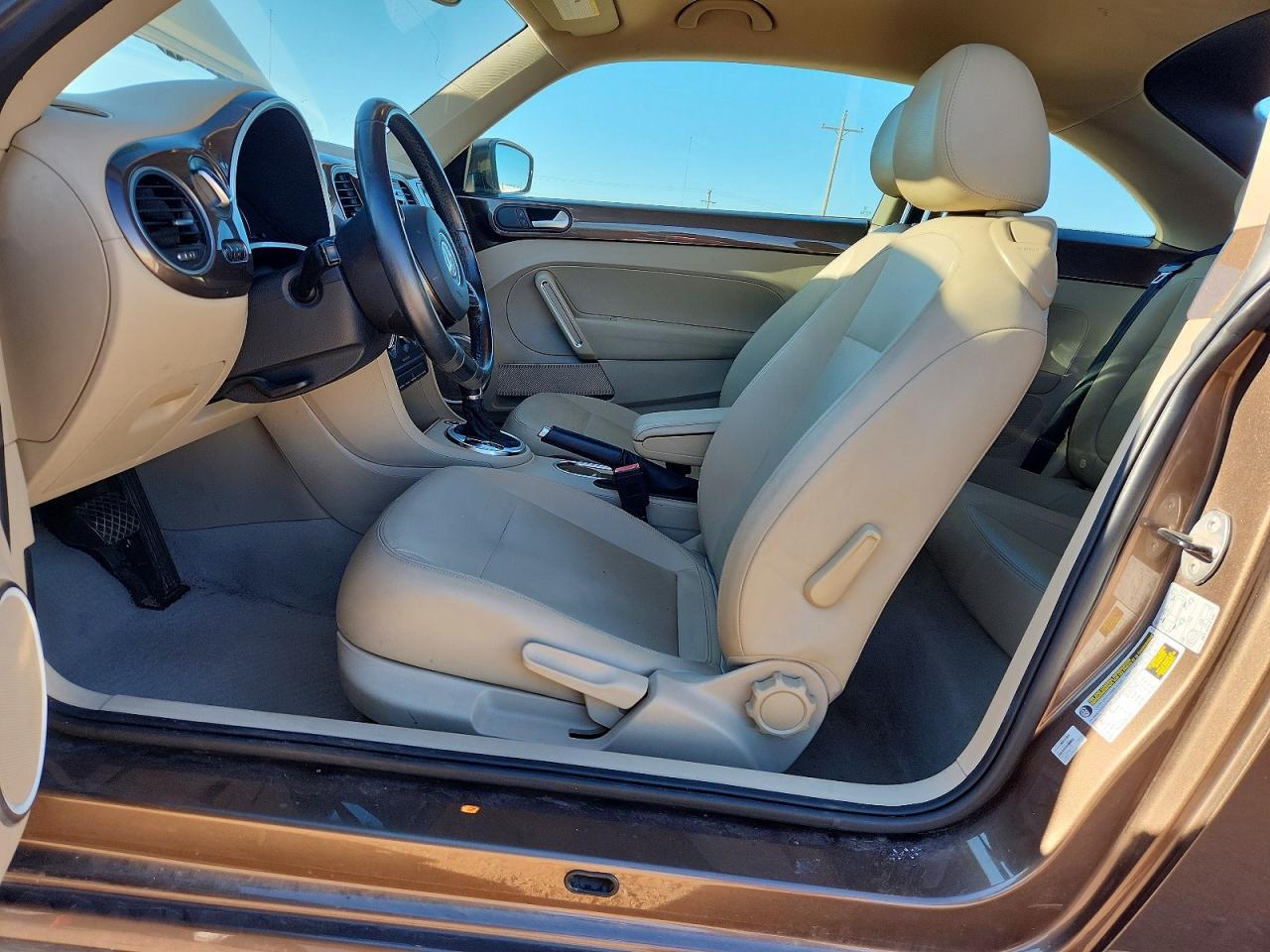 2014 Volkswagen Beetle - Фото 7