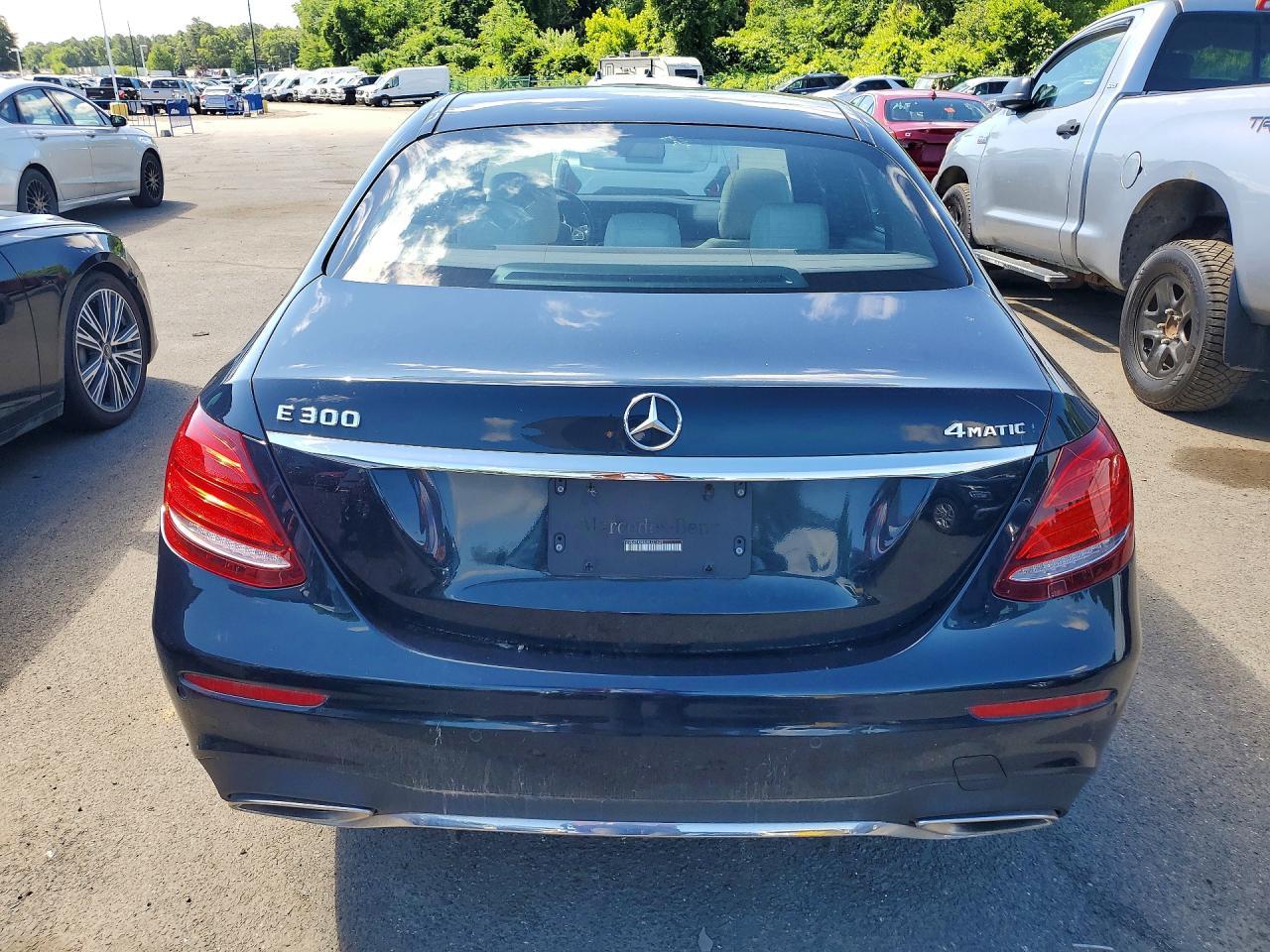 2017 Mercedes-Benz E 300 4Matic - Фото 6