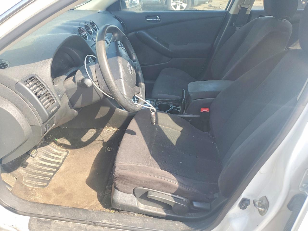 2012 Nissan Altima 2.5 - Image 7