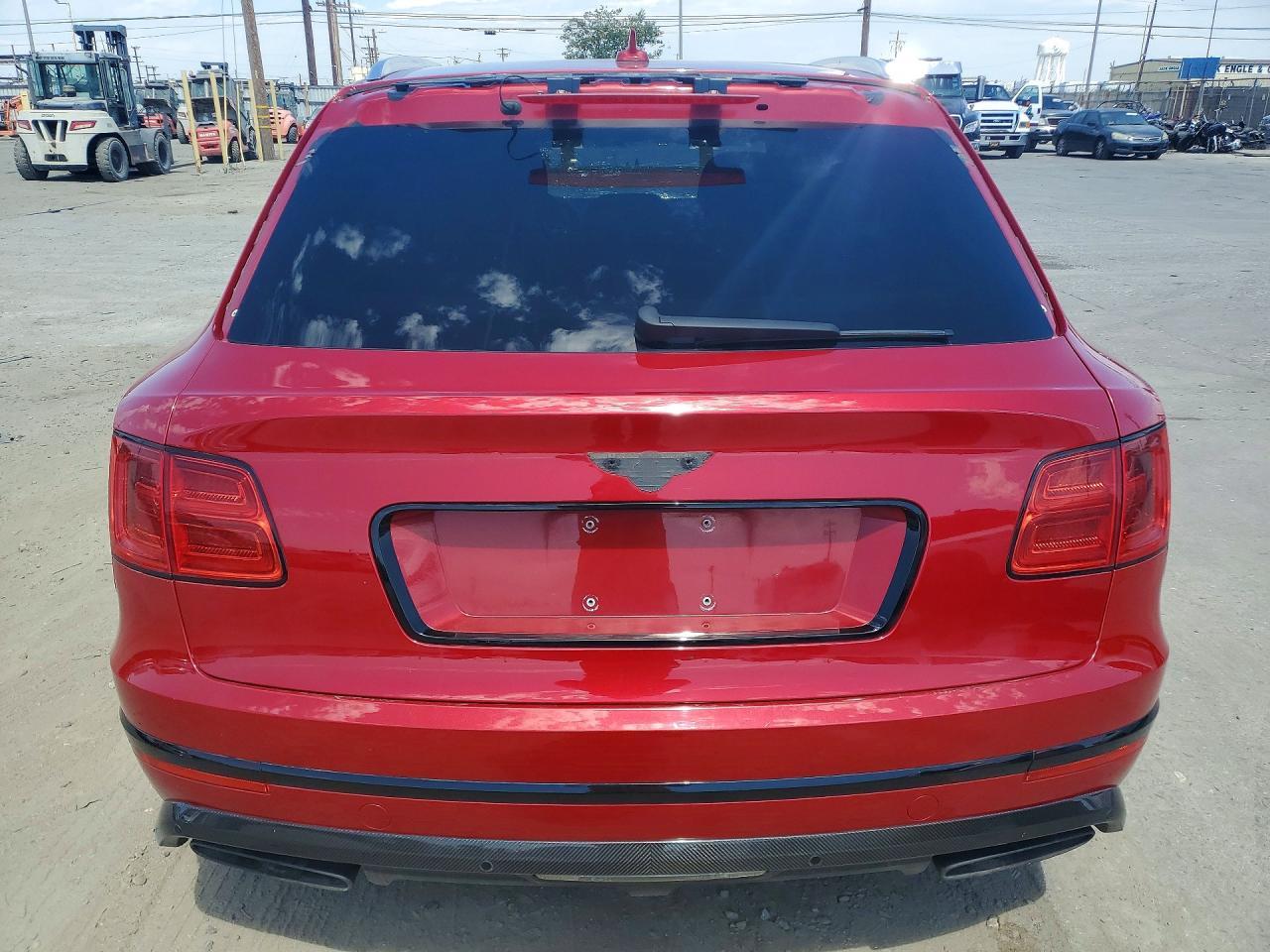 2018 Bentley Bentayga - Image 6