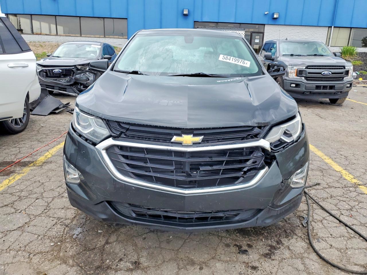 2018 Chevrolet Equinox Ls - Image 5