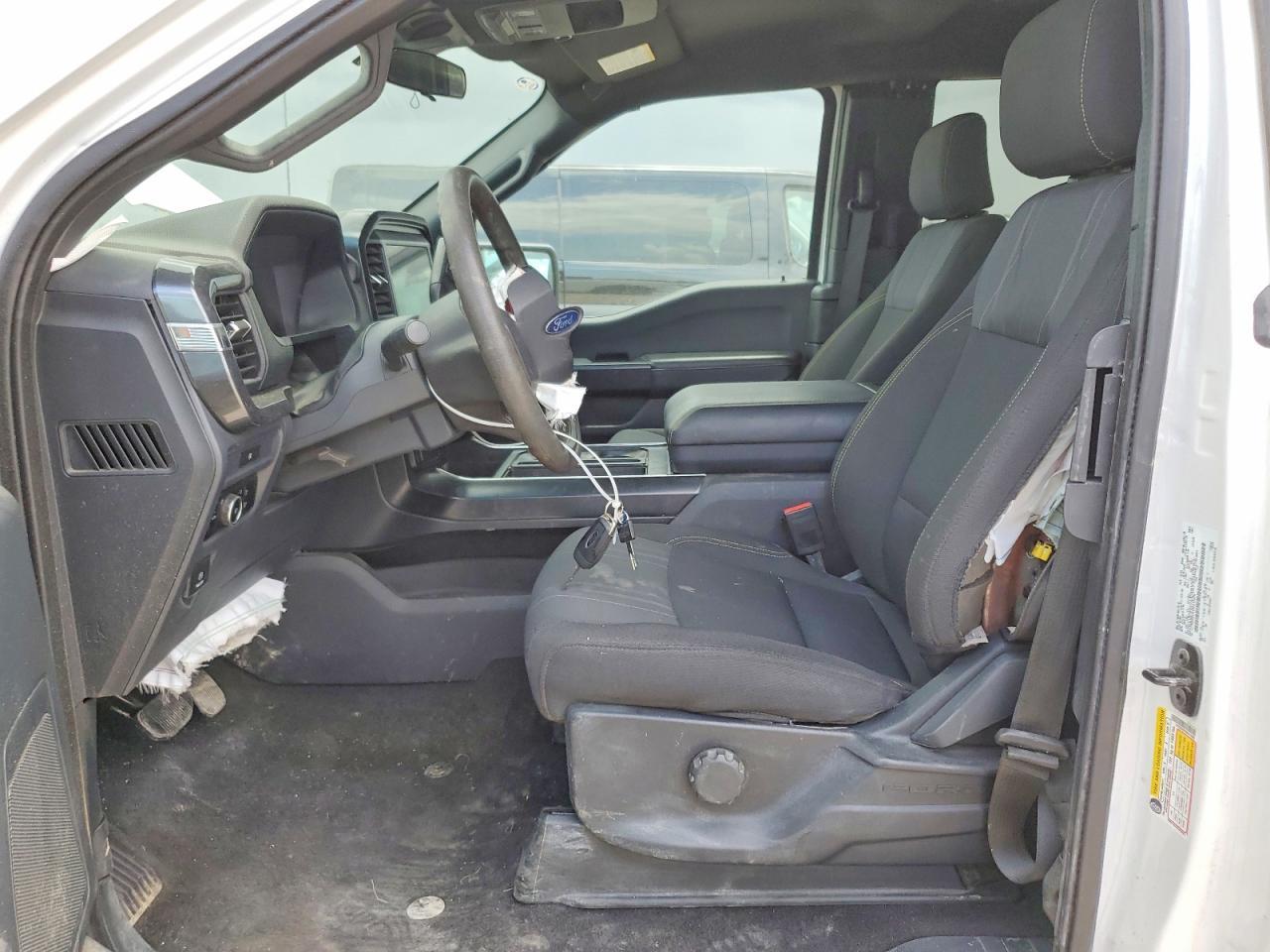 2025 Ford F150 Stx - Фото 7