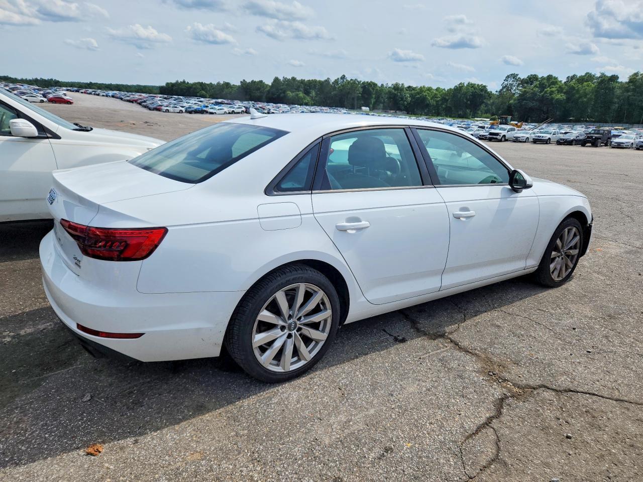 2017 Audi A4 Ultra Premium - Image 3